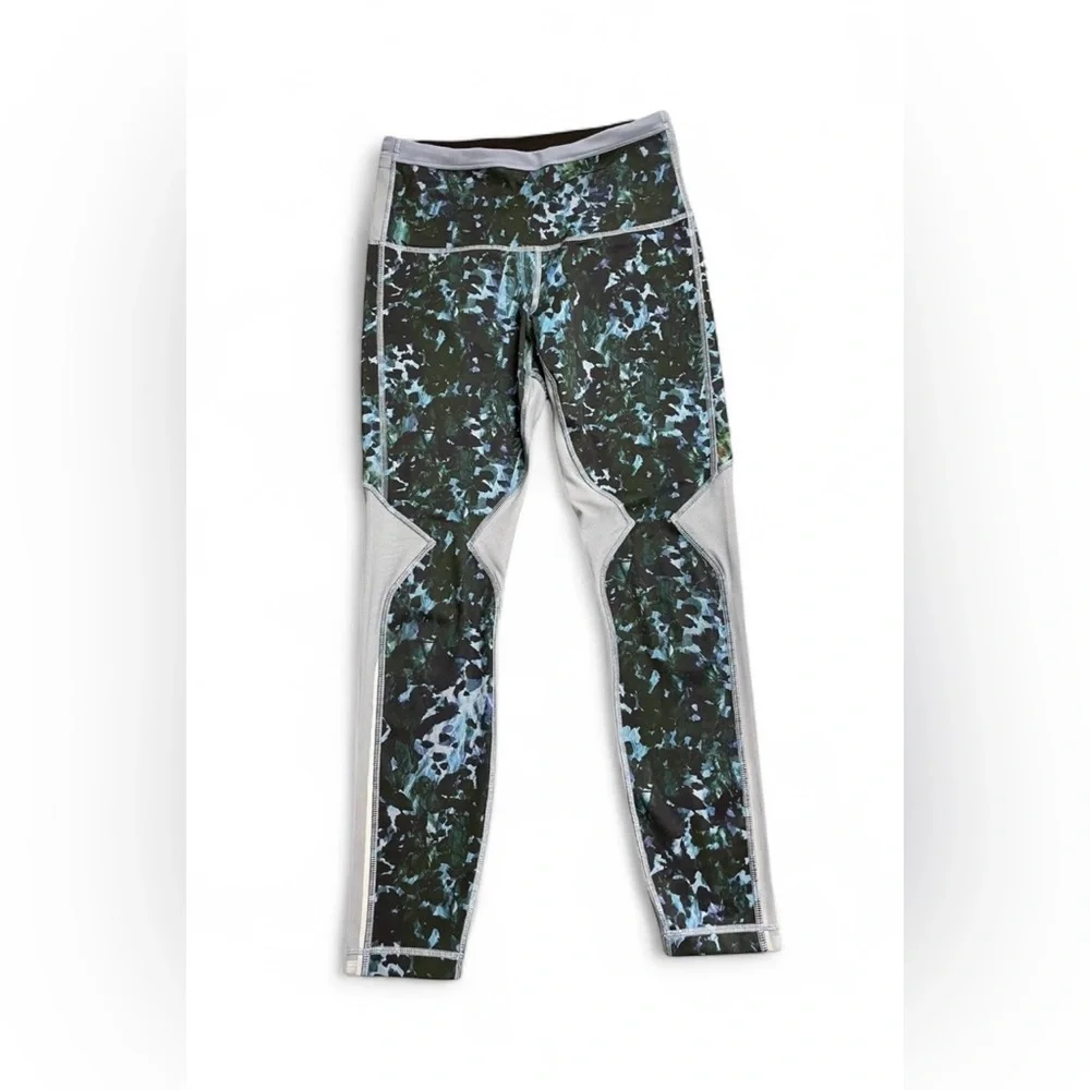 Lululemon Gray & Blue Camo‎ Print Leggings 6 Full Length Athletic Pants Womens